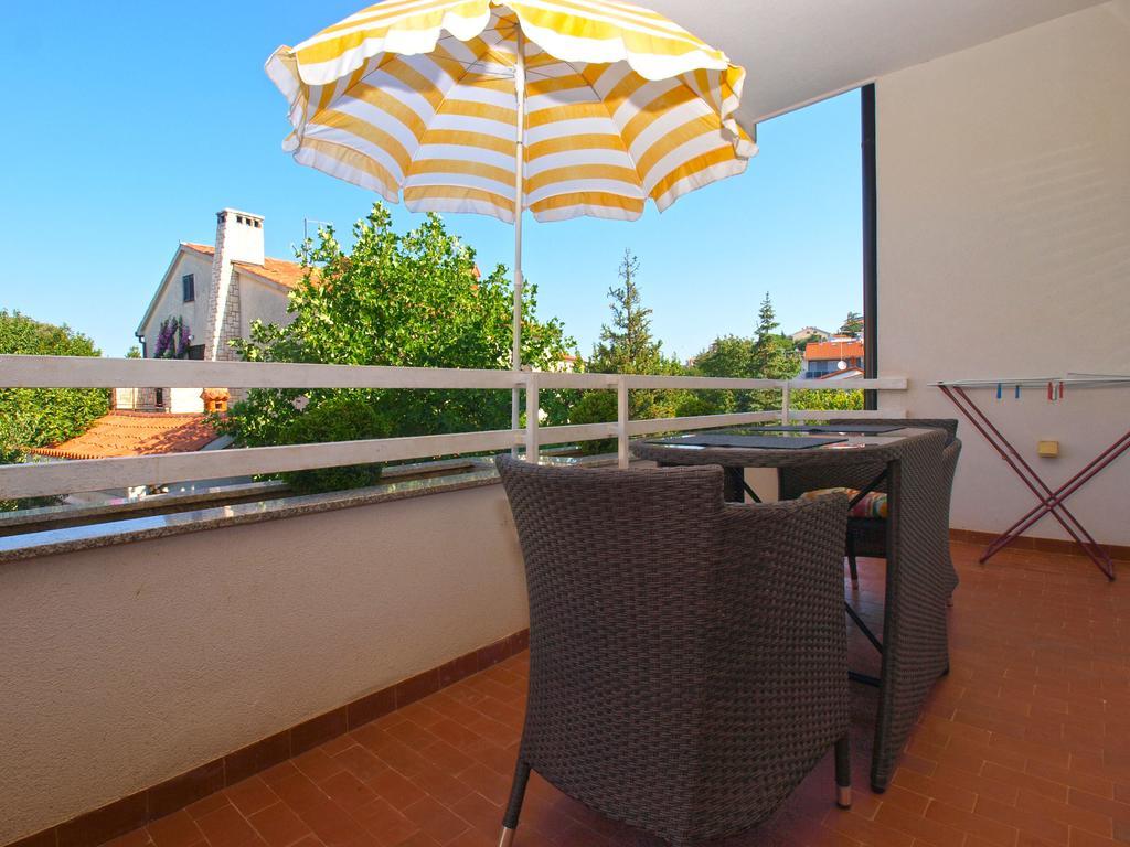 Apartments Zorka 1421 Pjescana Uvala Exterior foto